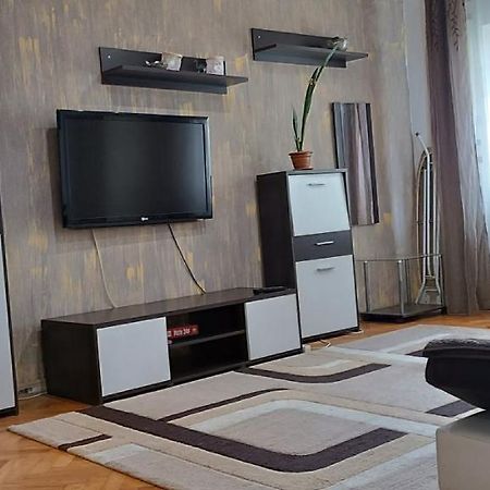 Lora'S House Lejlighed Oradea Eksteriør billede