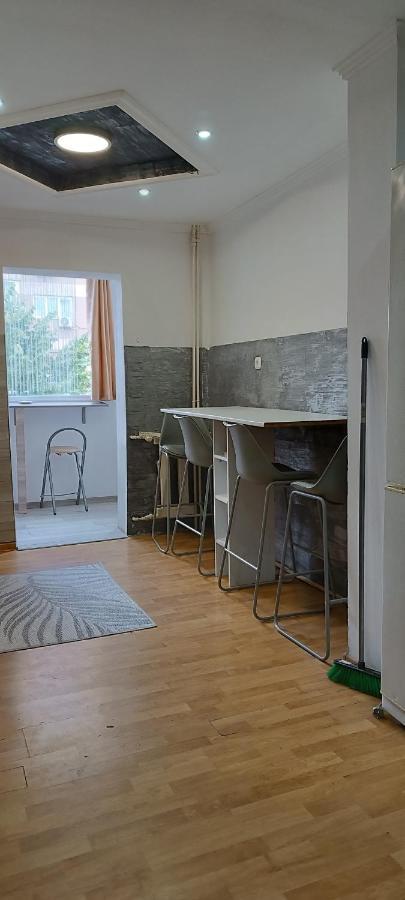 Lora'S House Lejlighed Oradea Eksteriør billede
