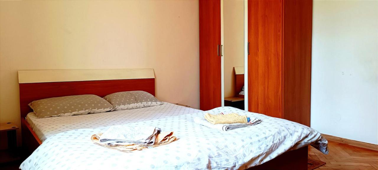 Lora'S House Lejlighed Oradea Eksteriør billede